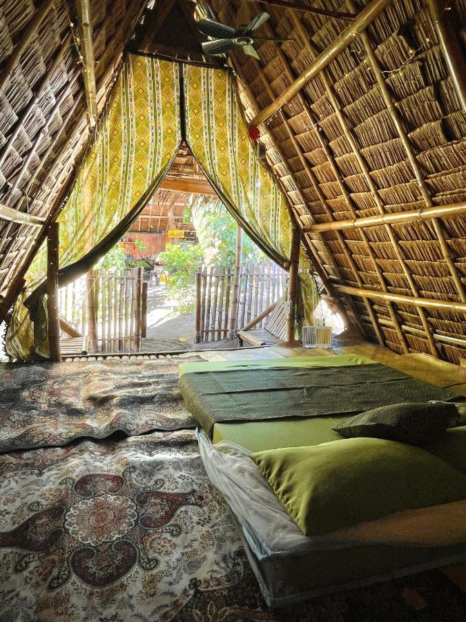 Albergue Tribal Huts Community Daanbantayan Exterior foto