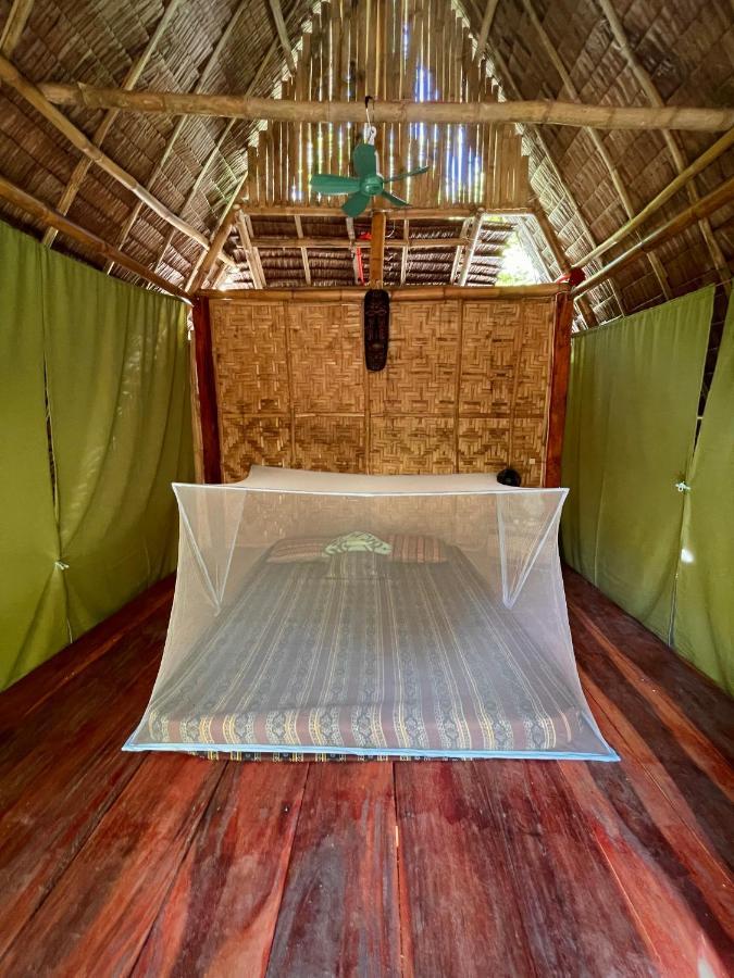 Albergue Tribal Huts Community Daanbantayan Exterior foto