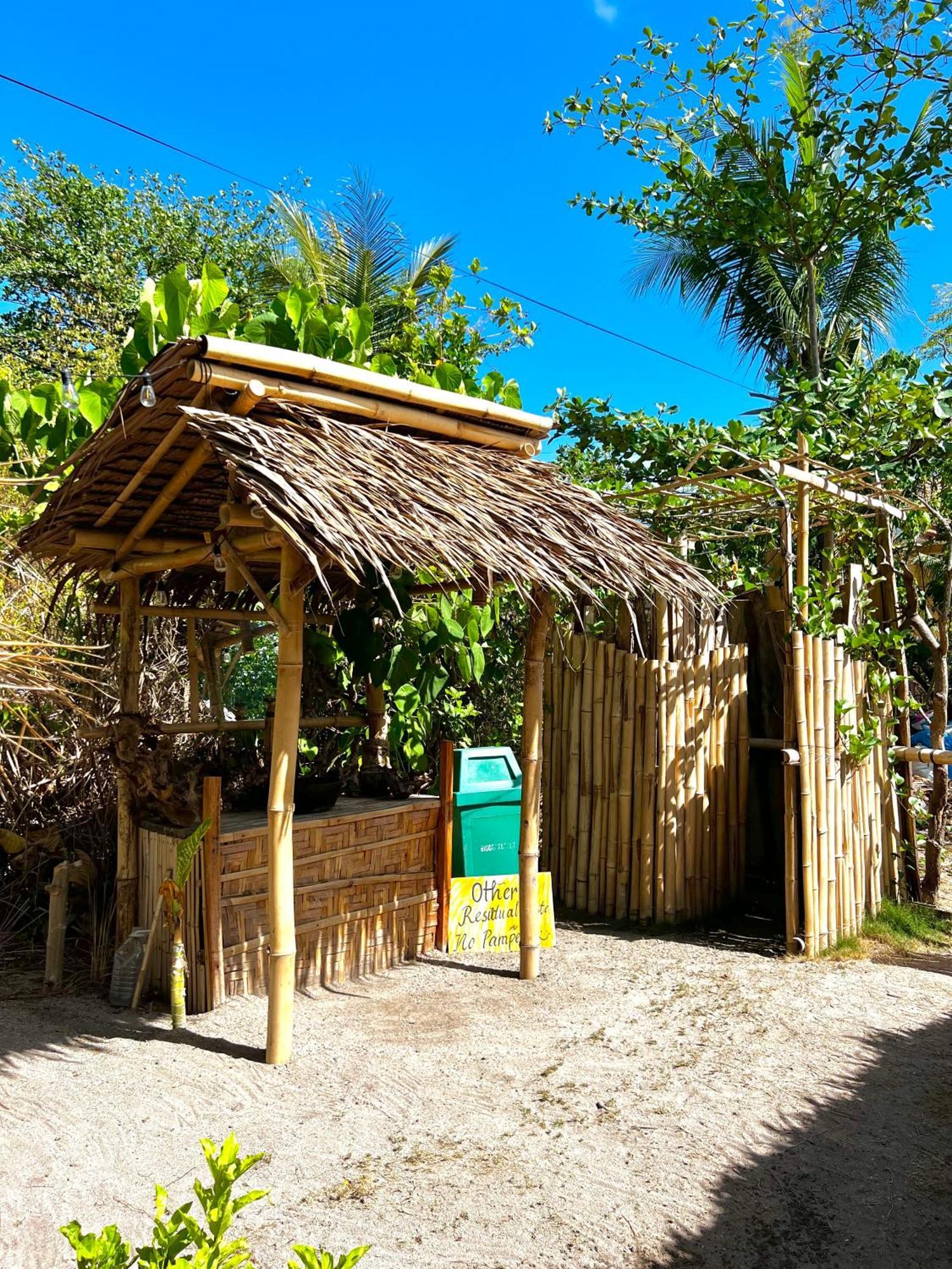 Albergue Tribal Huts Community Daanbantayan Exterior foto