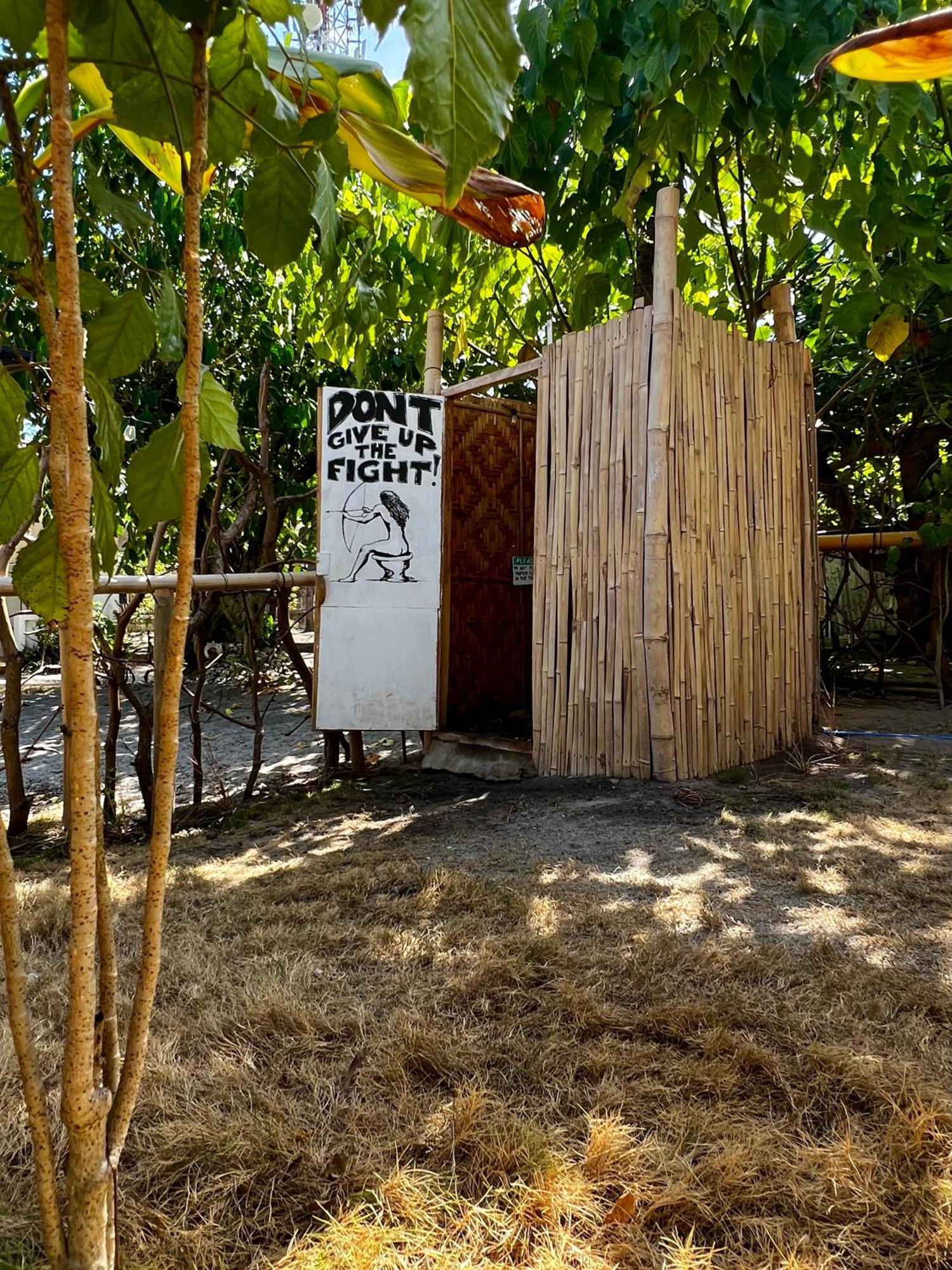 Albergue Tribal Huts Community Daanbantayan Exterior foto
