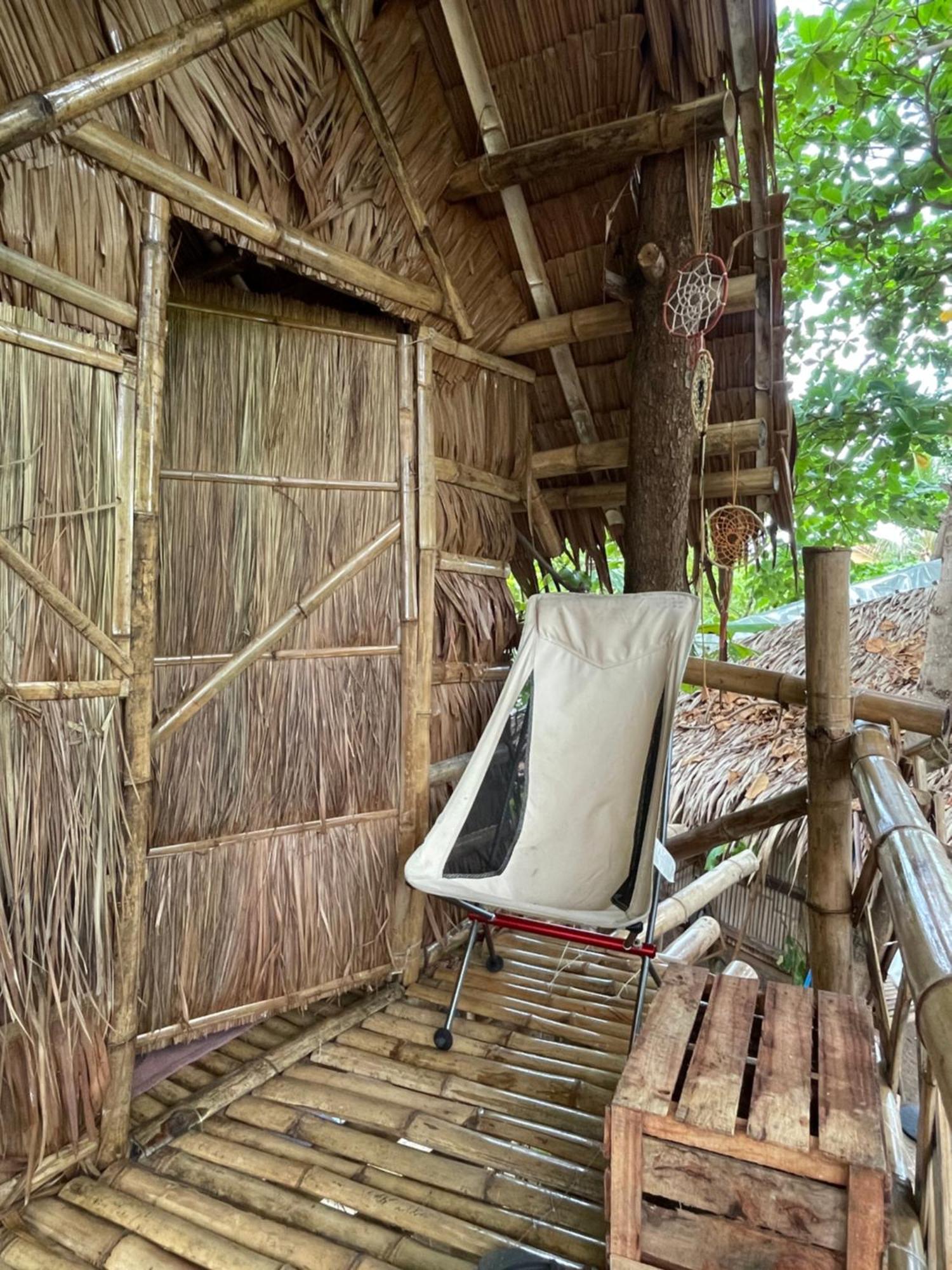 Albergue Tribal Huts Community Daanbantayan Habitación foto